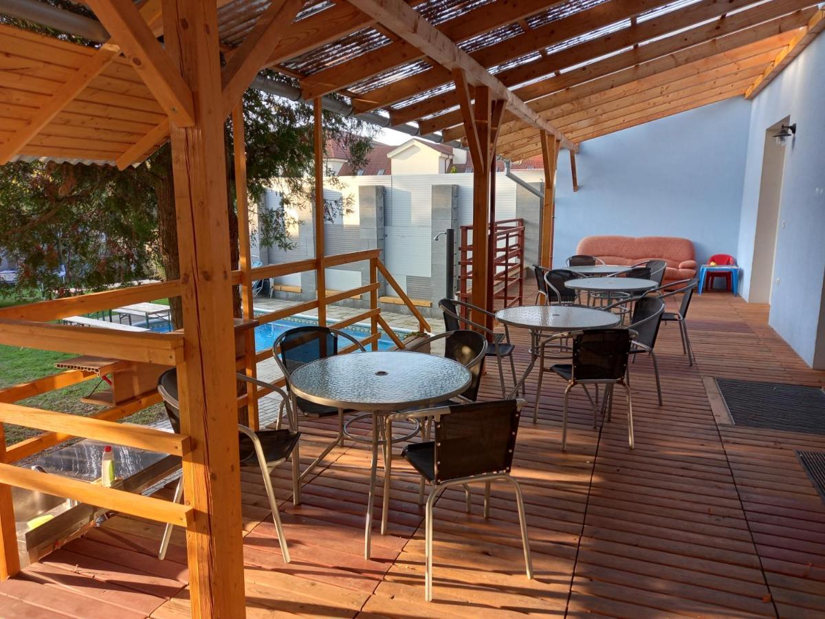 Alegria Natur Apartments Mikulov Dış mekan fotoğraf